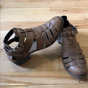 Treasure & Bond strappy booties